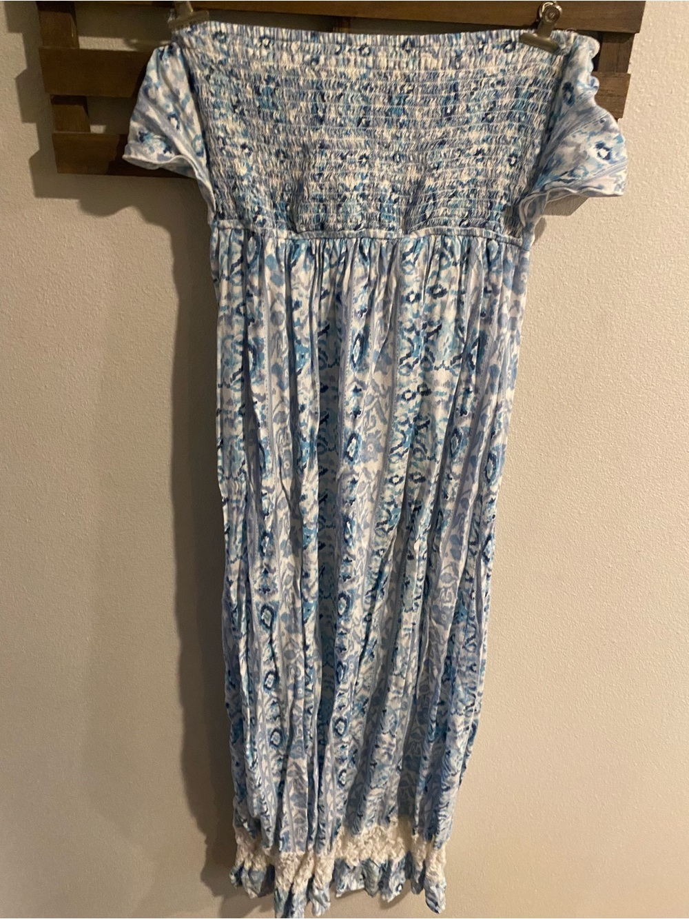 Abercrombie Kids Off-Shoulder Blue & White Printed Maxi Dress Size XL - Picture 2 of 3